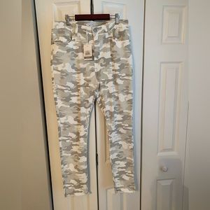 Mud pie Rory Camo Jeans NWT Size M